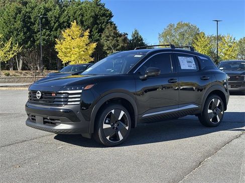 New 2026 Nissan Kicks SR image 23