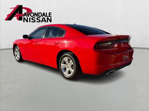 Used 2022 Dodge Charger SXT image 4