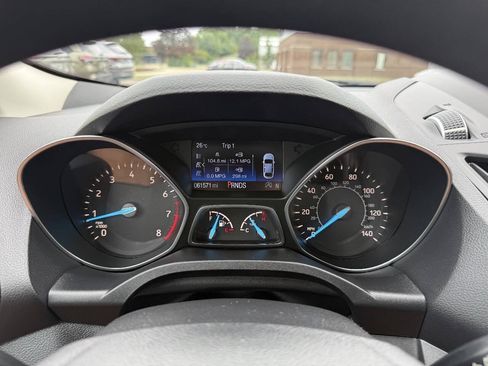 Used 2018 Ford Escape SE w/ SE Sync 3 Package FWD image 28
