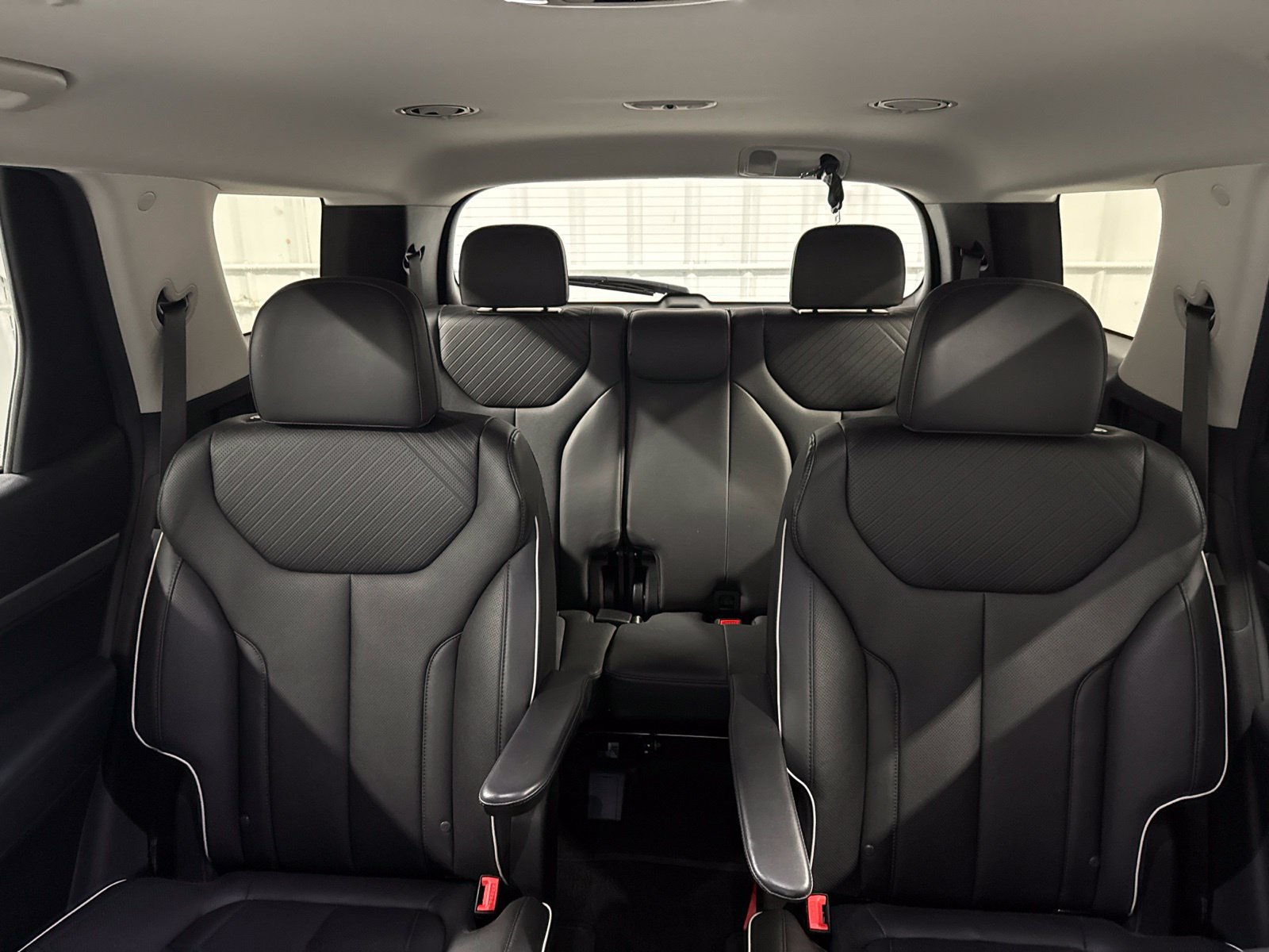 Used 2025 Hyundai Palisade SEL AWD/4WD image 24