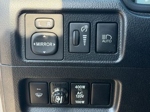 Used 2021 Toyota 4Runner SR5 RWD image 17