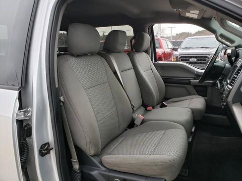 Used 2017 Ford F150 XLT w/ Equipment Group 302A Luxury image 22