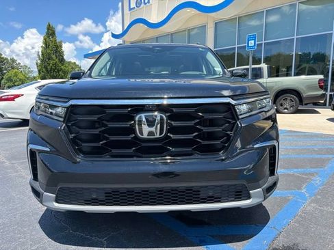 Used 2024 Honda Pilot Elite image 3
