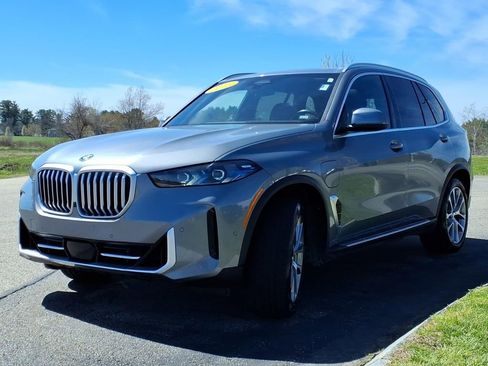 Used 2025 BMW X5 xDrive50e AWD/4WD image 6