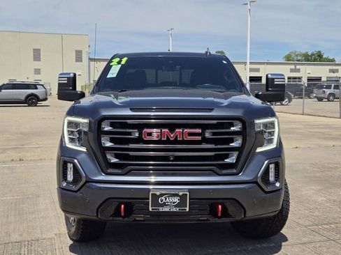 Used 2021 GMC Sierra 1500 AT4 w/ AT4 Premium Package AWD/4WD image 2
