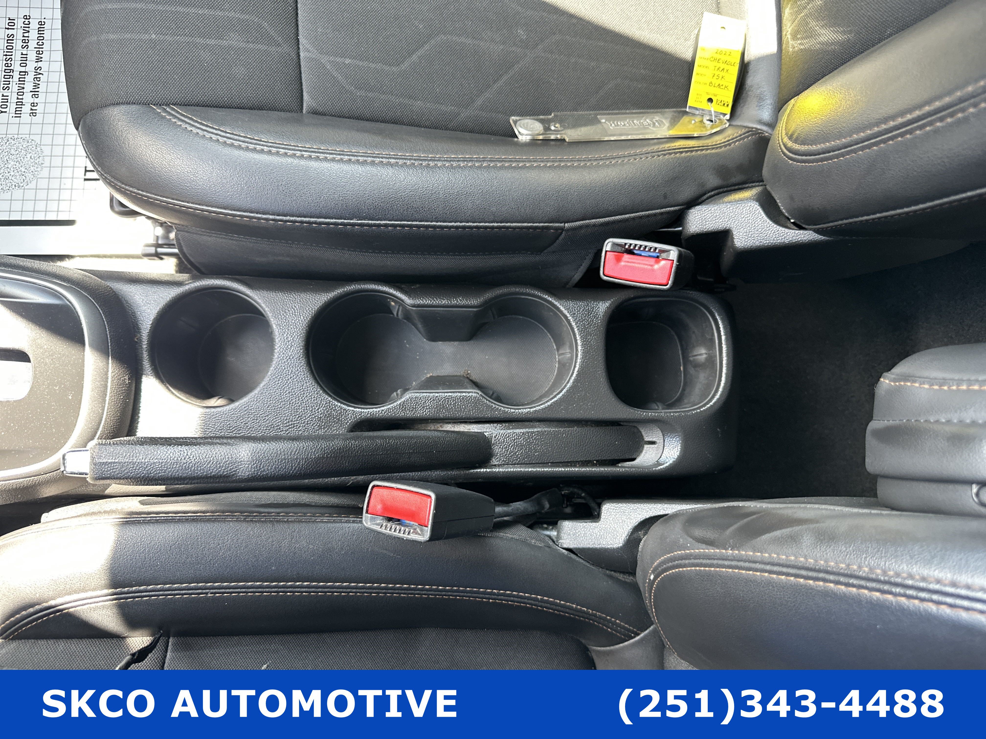 Used 2022 Chevrolet Trax LT w/ LT Convenience Package FWD image 25