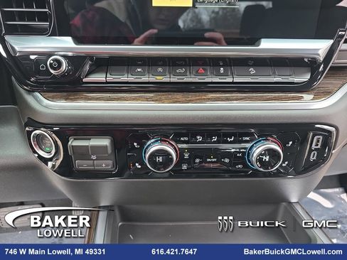 New 2026 GMC Sierra 1500 Elevation image 21