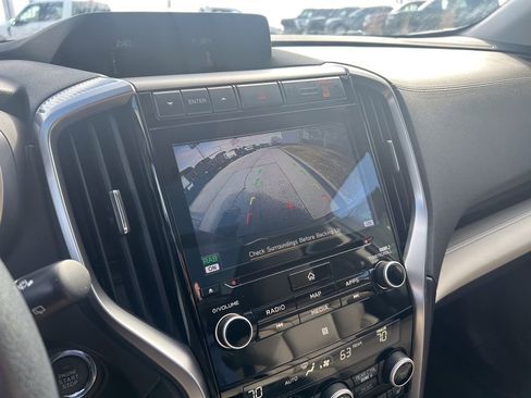 Used 2022 Subaru Ascent Limited w/ Technology Package image 28