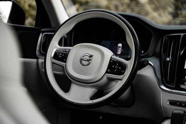Used 2024 Volvo S60 B5 Core FWD image 13