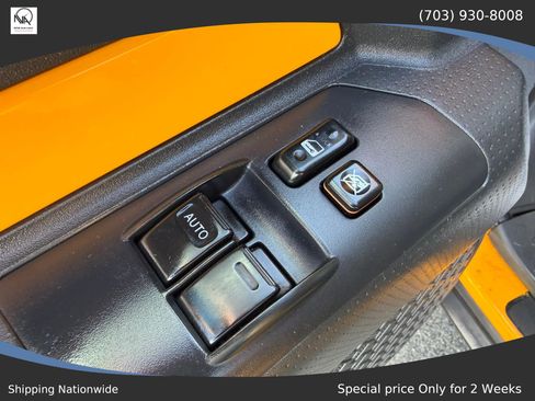 Used 2007 Toyota FJ Cruiser 4WD image 13