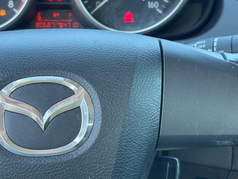 Used 2010 MAZDA MAZDA3 i Sport image 22