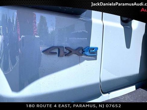 Used 2024 Jeep Wrangler Unlimited AWD/4WD image 23