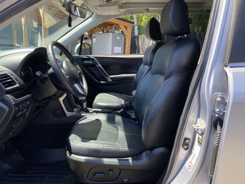 Used 2017 Subaru Forester 2.5i Touring w/ Popular Package #2 AWD/4WD image 14