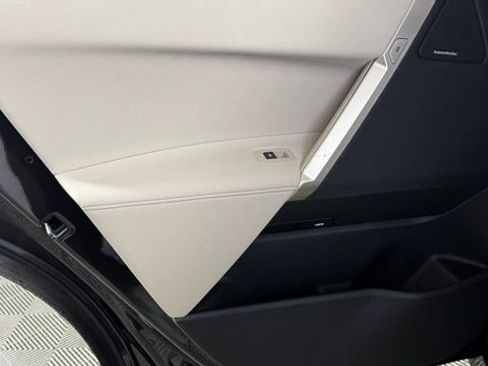 New 2026 BMW iX xDrive45 image 18