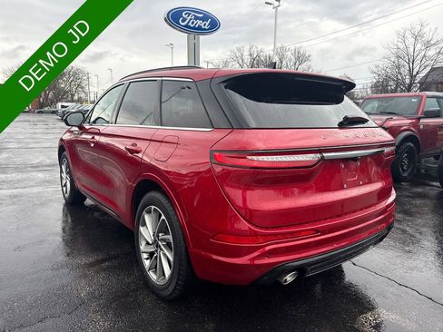 Used 2025 Lincoln Corsair Grand Touring w/ Rear Removable Package Tray AWD/4WD image 8