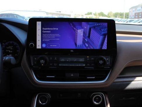 Used 2024 Toyota Grand Highlander AWD image 35