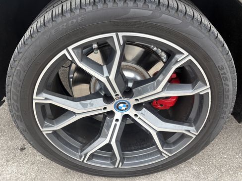 Certified 2023 BMW X5 xDrive45e w/ Executive Package image 14