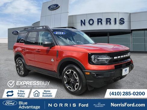 Certified 2024 Ford Bronco Sport Outer Banks w/ Tech Package AWD/4WD image 1