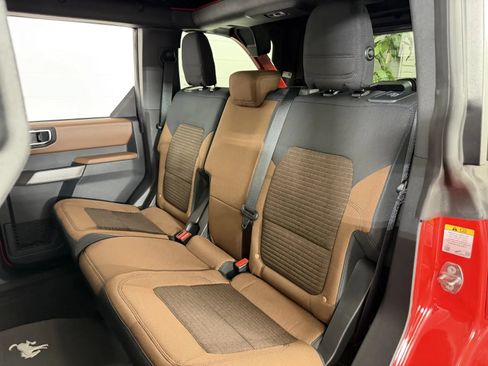 Used 2021 Ford Bronco Outer Banks AWD/4WD image 28