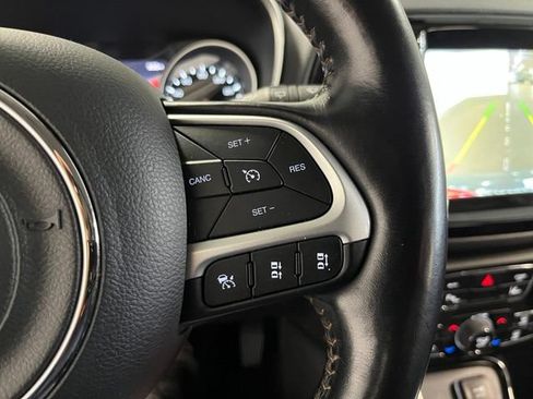 Used 2021 Jeep Compass Limited w/ Sun and Sound Group FWD image 26