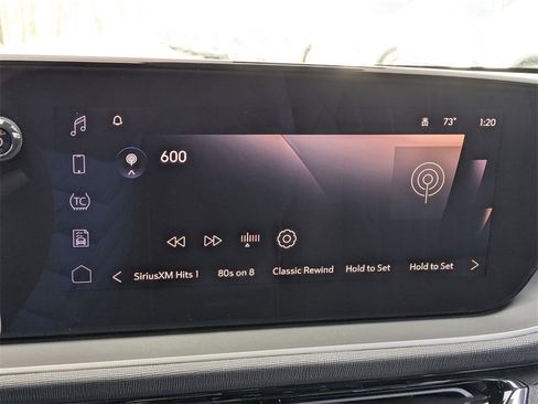 New 2025 Buick Envista Avenir image 17