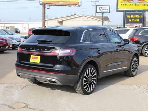 Used 2022 Lincoln Nautilus Black Label w/ Class II Trailer Tow Package image 5