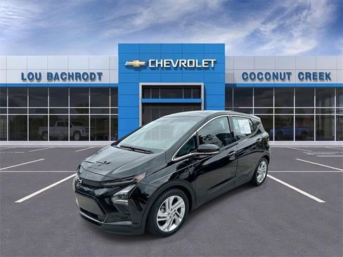 Used 2023 Chevrolet Bolt LT image 4