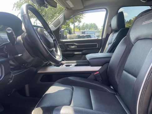 Used 2022 RAM 1500 Laramie AWD/4WD image 13