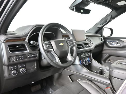 Used 2023 Chevrolet Tahoe Premier w/ Premium Package 2 AWD/4WD image 23