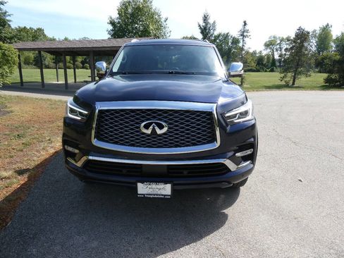 Used 2019 INFINITI QX80 Luxe w/ 22" Wheel Package image 2