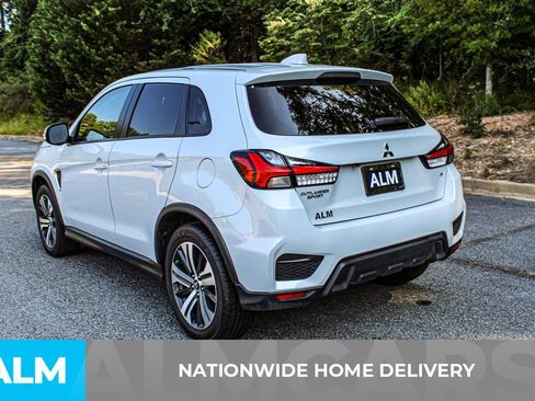 Used 2024 Mitsubishi Outlander Sport SE AWD/4WD image 4
