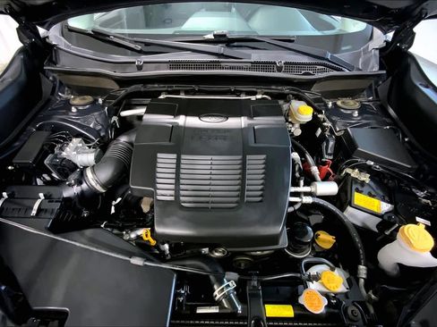 Used 2020 Subaru Forester Premium image 31