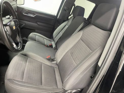 Used 2023 Chevrolet Silverado 1500 LT AWD/4WD image 12