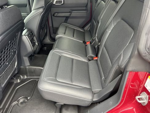 New 2025 Ford Bronco Big Bend w/ Black Diamond Package image 17