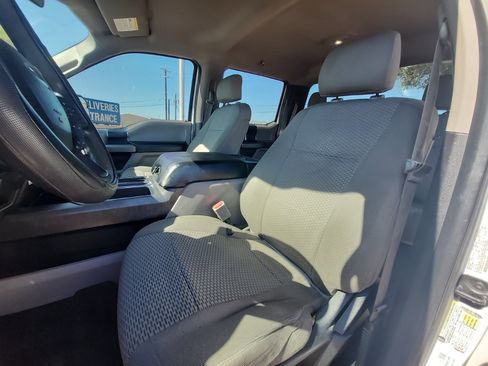 Used 2016 Ford F150 XLT image 10