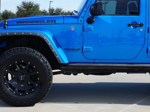 Used 2015 Jeep Wrangler Altitude image 10