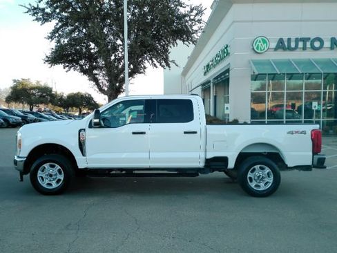 Used 2025 Ford F250 XLT image 9