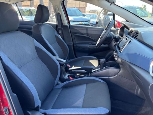 Used 2025 Nissan Versa SV w/ Trunk Package FWD image 34