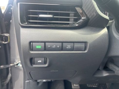 Used 2023 Nissan Sentra SV w/ All-Weather Package image 11