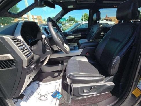 Used 2016 Ford F150 Lariat w/ Equipment Group 502A Luxury AWD/4WD image 5
