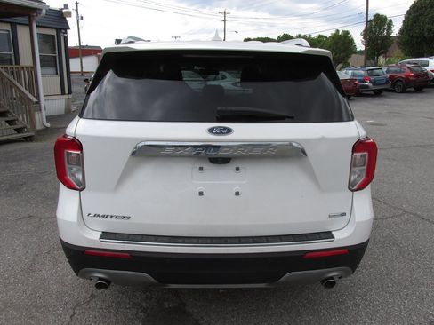 Used 2020 Ford Explorer Limited AWD/4WD image 4