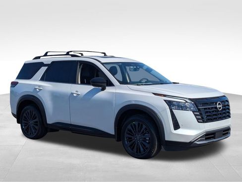 New 2026 Nissan Pathfinder SL AWD/4WD image 9