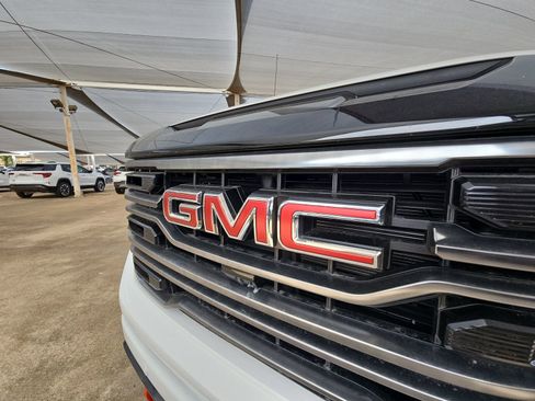 New 2026 GMC Sierra 1500 AT4 w/ AT4 Premium Package AWD/4WD image 83