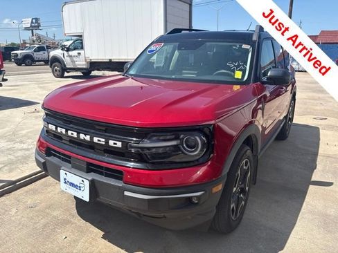 Used 2021 Ford Bronco Sport Outer Banks w/ Outer Banks Package (96D) AWD/4WD image 3