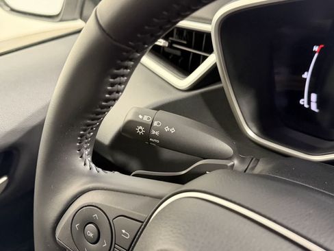 Used 2024 Toyota Corolla XSE FWD image 18