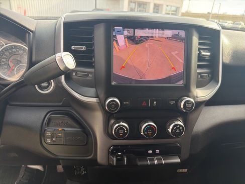 Used 2022 RAM 2500 Big Horn w/ Cold Weather Group image 12