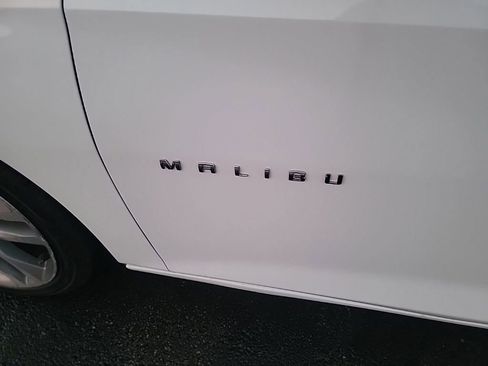 Used 2023 Chevrolet Malibu LT image 13