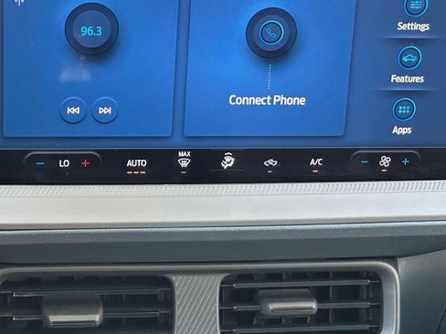 Used 2025 Ford Maverick XLT w/ Black Appearance Package AWD/4WD image 18
