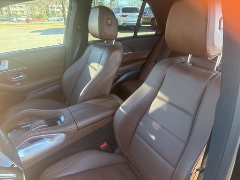 Used 2024 Mercedes-Benz GLE 450e 4MATIC image 22