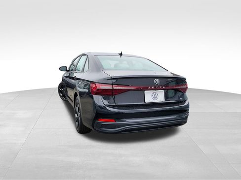 New 2026 Volkswagen Jetta SE image 4